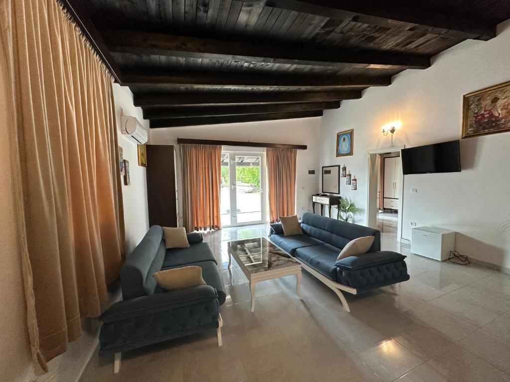 Posezení v ubytování Ara E Vjeter Resort