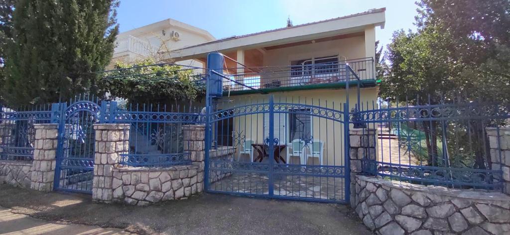 Fotografie z fotogalerie ubytování Cypress Apartment in Utjeha v destinaci Masline