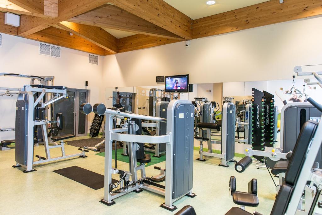 Fitness centrum a/nebo fitness zařízení v ubytování Hotel Aquarius SPA