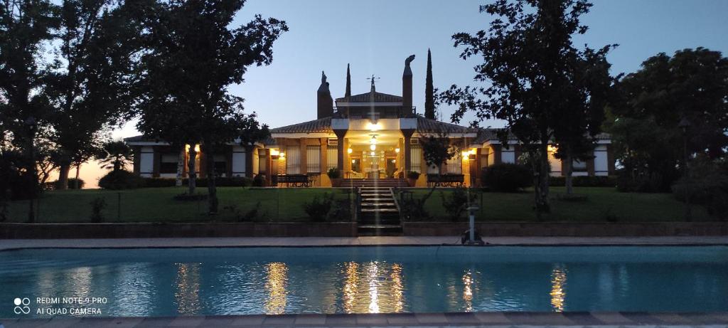 Bazén v ubytovaní Finca Cerro del Moro alebo v jeho blízkosti