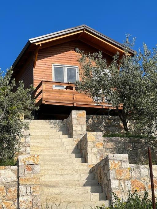 Jupis Chalet - Image 8