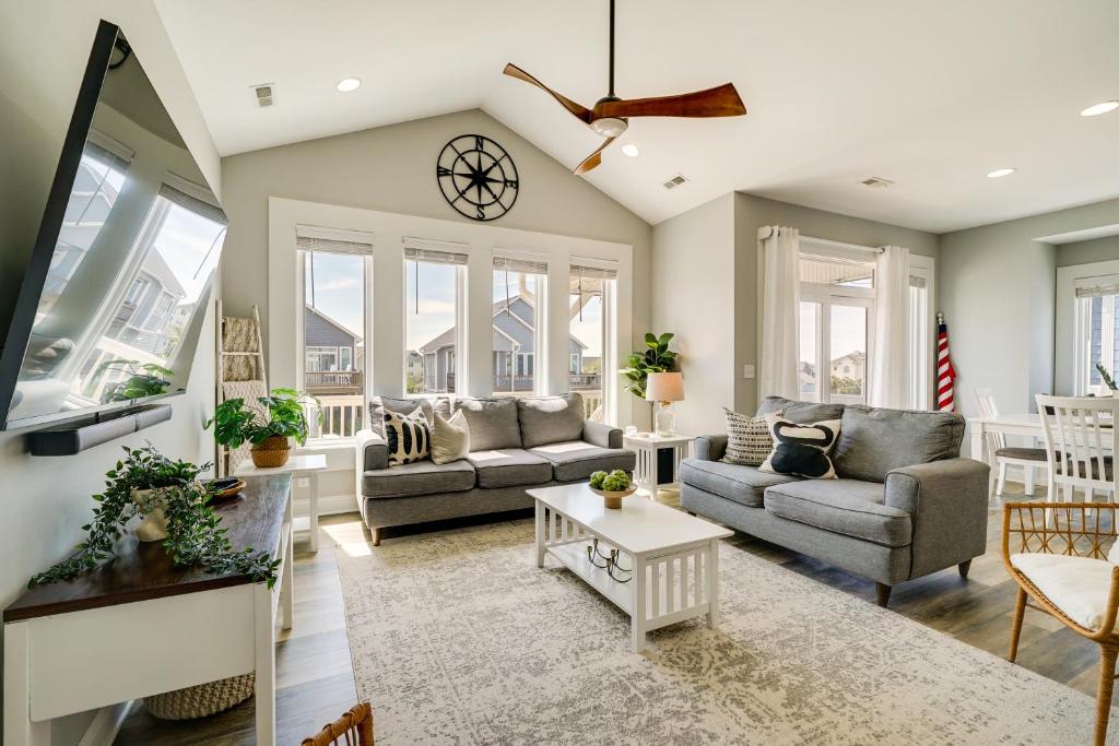 Modern Surf City Beach House with Hot Tub!, Surf City (updated prices 2024)