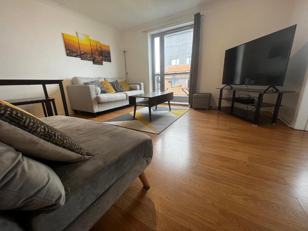 River View Apartment Central Dundee, Dundee Updated 2023 Prices