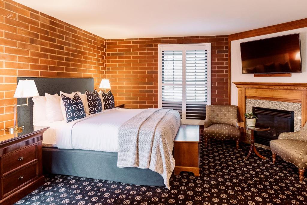 Napa River Inn photo