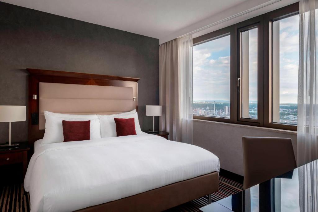 Frankfurt Marriott Hotel - Resim 7