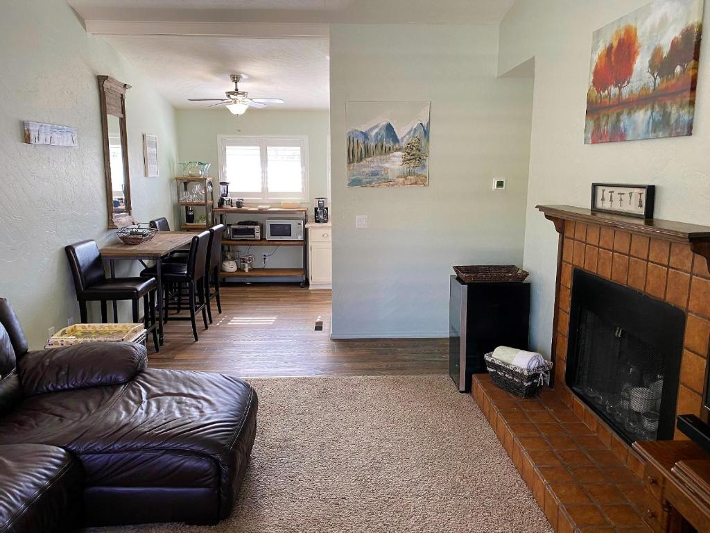 Serenity Condo Prescott Cabin Rentals, Prescott Aktualisierte