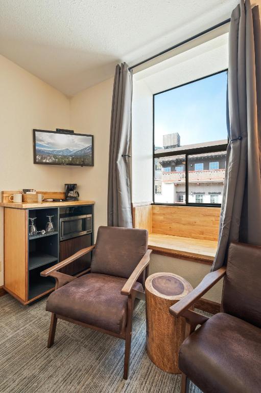 TV a/nebo společenská místnost v ubytování Hotel Leavenworth