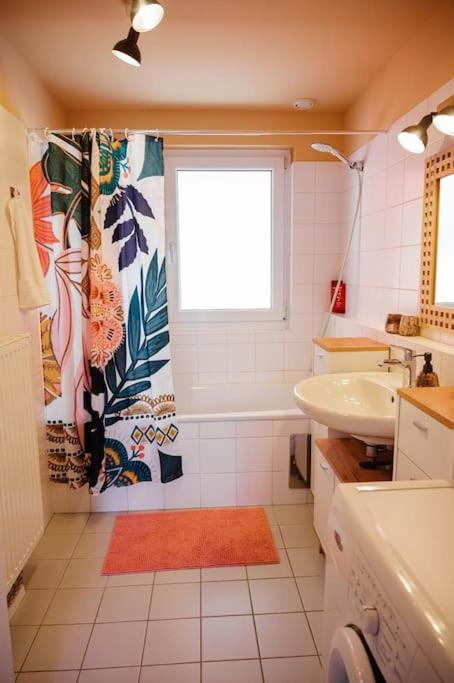 Koupelna v ubytování Boho-Chic-Wohnung Neusiedl