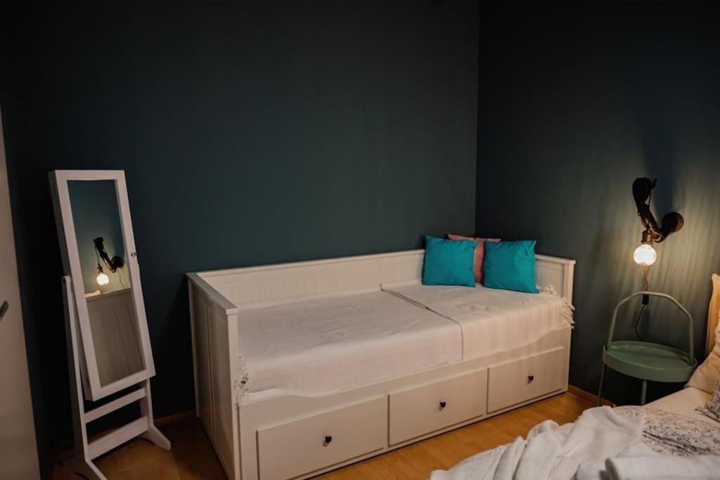 Postel nebo postele na pokoji v ubytování Boho-Chic-Wohnung Neusiedl