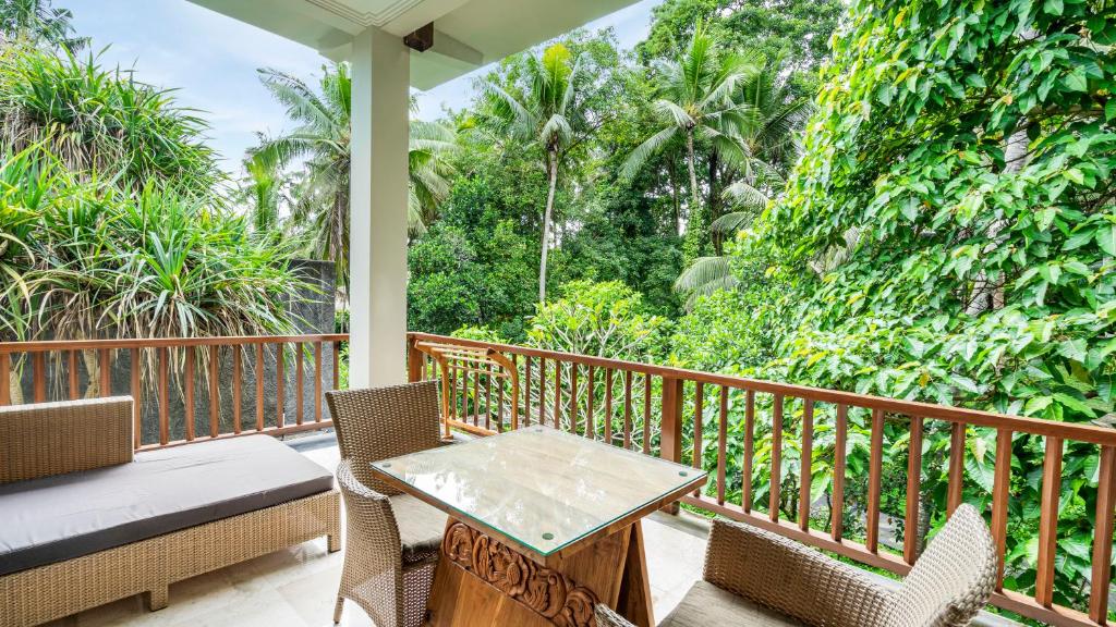 Balkón nebo terasa v ubytování KajaNe Mua at Ubud Bali