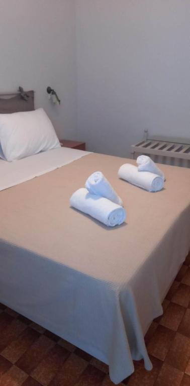 Postel nebo postele na pokoji v ubytování Castro Hotel