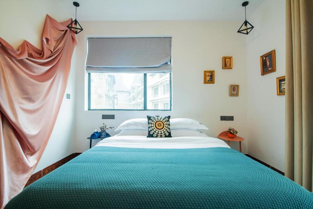 Yangshuo Jing Yuan Inn - Superior Double Room With Mountain View