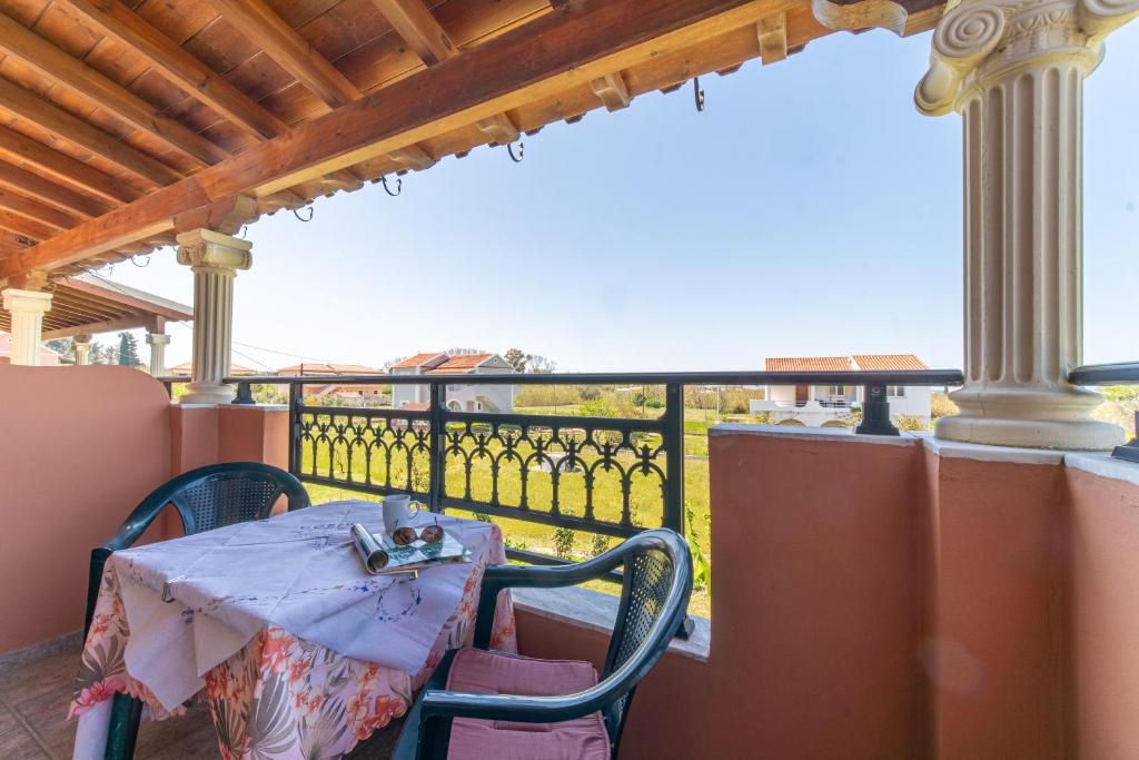 Giannis apartments 2 - Housity