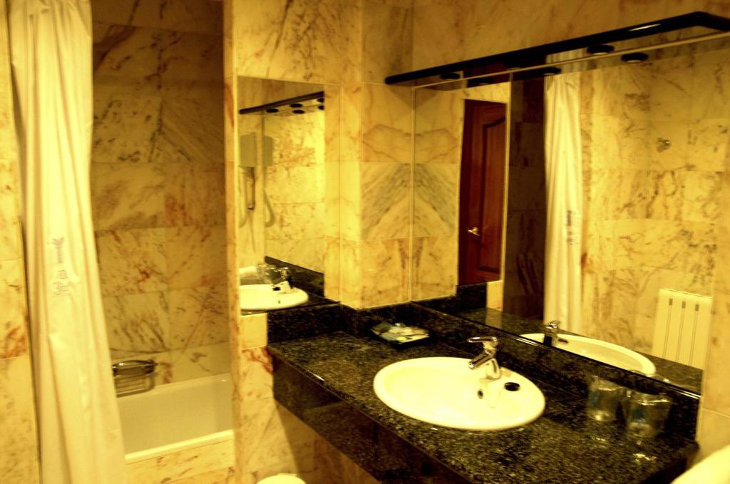 Hotel Doña Jimena - Habitación Triple