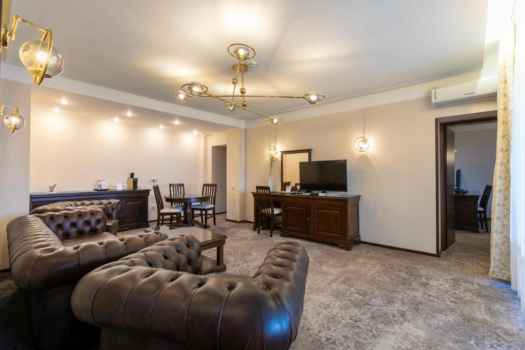 Alpin Resort Hotel - Suite Superior Con Paquete De Navidad
