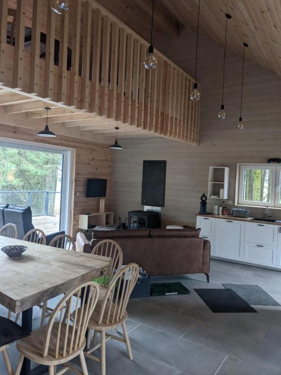 Kuchyň nebo kuchyňský kout v ubytování Cosy chalet in nature
