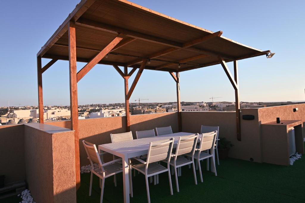 Balkón nebo terasa v ubytování Anici Crt Penthouse 4 - with private rooftop pool