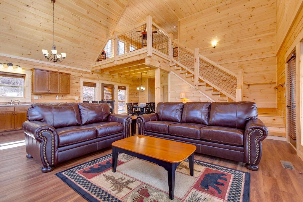 Back to Nature, 2 Bedroom, Fireplace, Hot Tub, WiFi, Pet Friendly, Sleeps 6 - Casa De Vacaciones