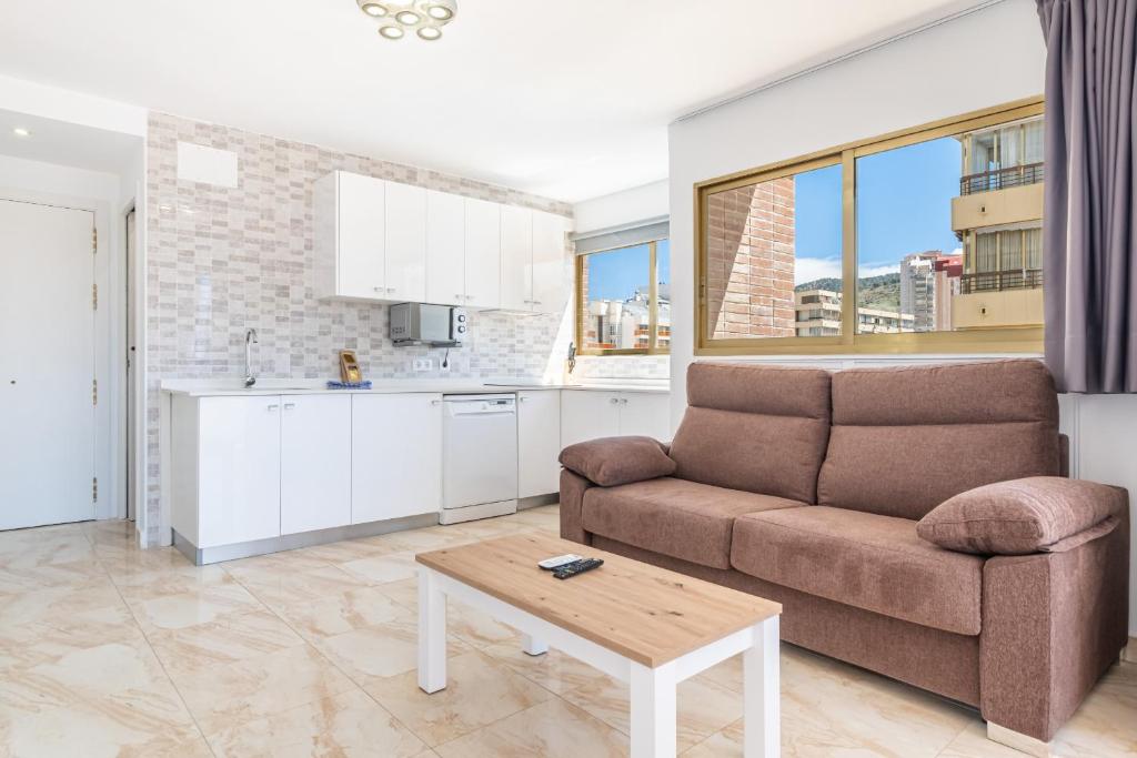 Kuchnia lub aneks kuchenny w obiekcie Acuarium II 5-B Apartment Levante Beach
