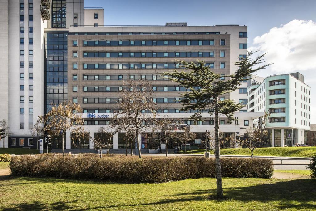 ibis budget Leeds Centre Crown Point Road - Resim 44