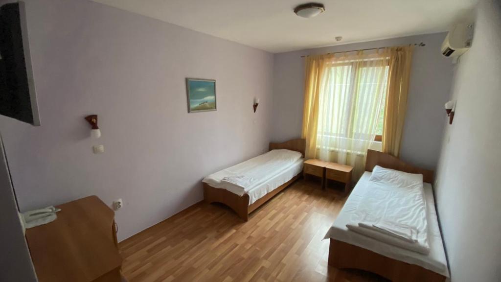 Хотел Галина Палас - Habitación Gemela