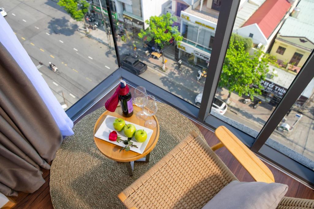 Executive Suite - High Floor