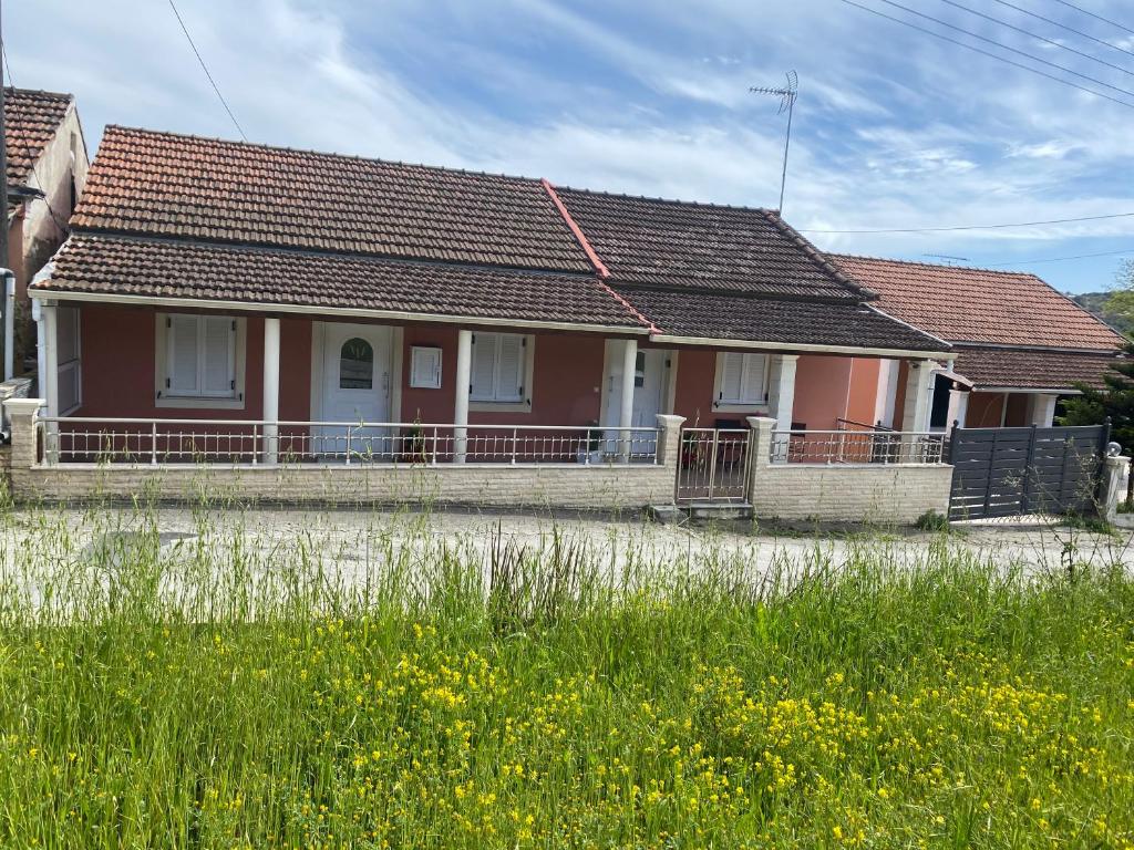 Budova, kde se prázdninový dům nachází