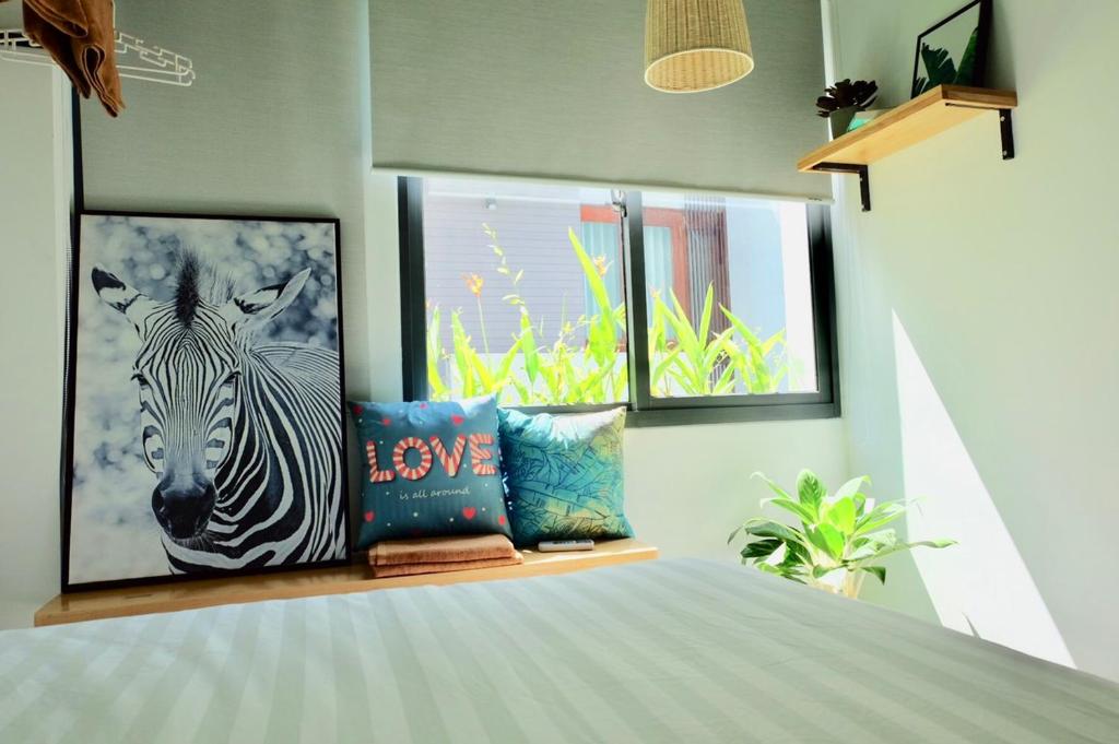 TV/trung tâm giải trí tại URI HOUSE, 1-2 BR tourism apt, 5' walk Dragon Bridge