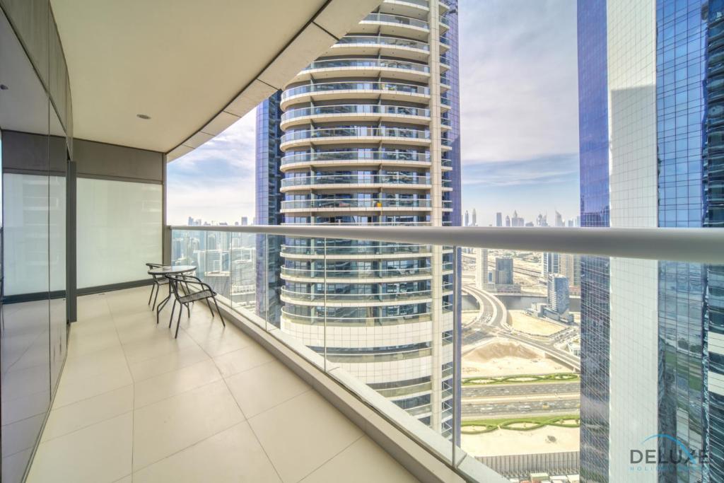 Fotografie z fotogalerie ubytování Sophisticated 2BR at DAMAC Towers by Paramount A Business Bay by Deluxe Holiday Homes v Dubaji