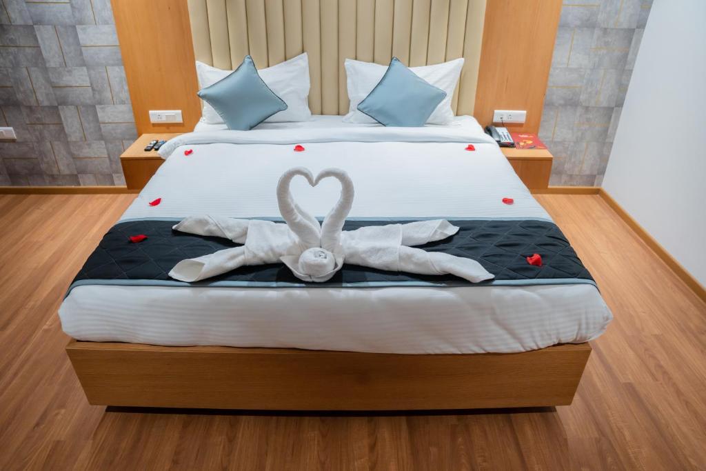 Hotel Tulips Grand - Deluxe Suite