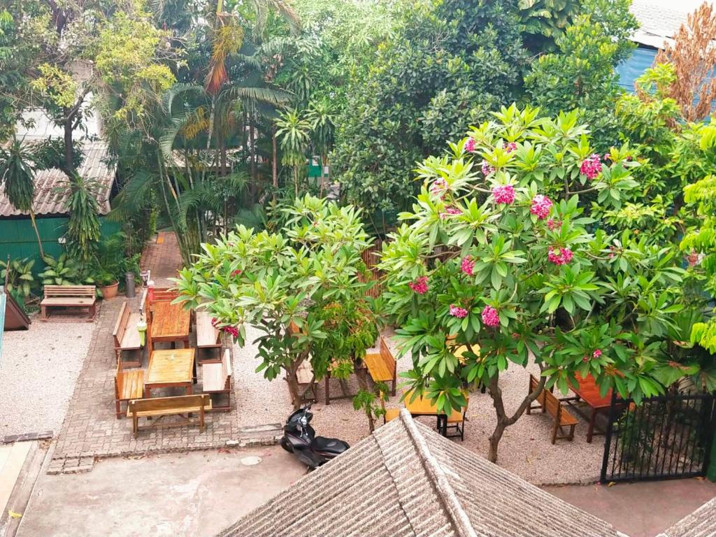 The Shire Guesthouse - Resim 19