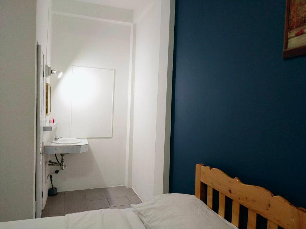 The Shire Guesthouse - Resim 26