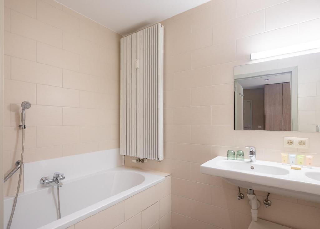 Koupelna v ubytování C-Hotels Excelsior