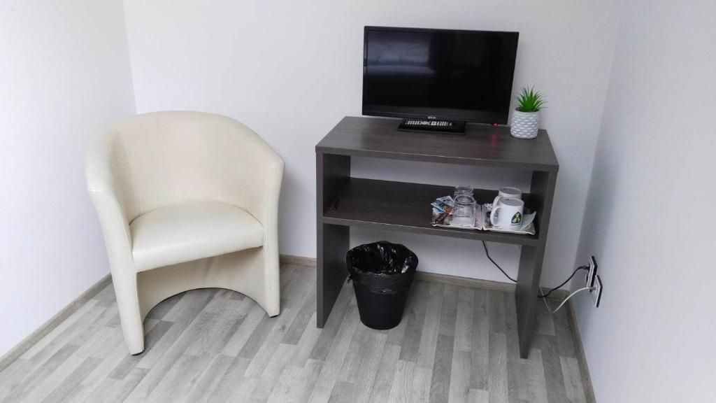TV a/nebo společenská místnost v ubytování PENZION U BRÁZDŮ