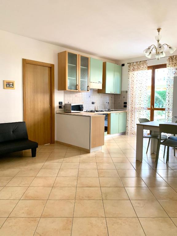 A kitchen or kitchenette at Casa Alice