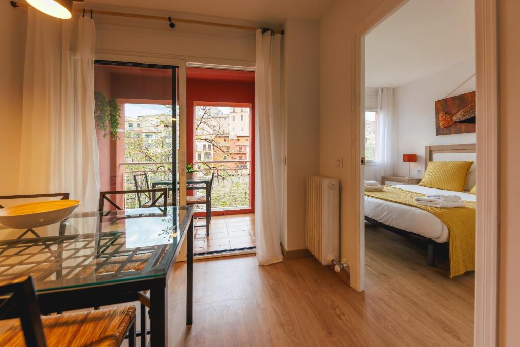 Postel nebo postele na pokoji v ubytování Bravissimo Pont de la Princesa, comfortable 3-bedroom apartment