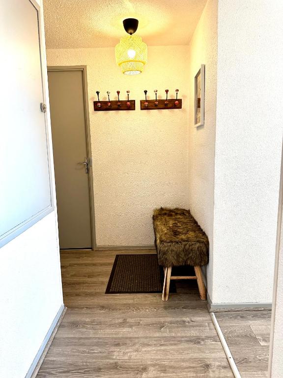 Zdjęcie z galerii obiektu Appartement cosy Centre station de Super Besse pour 2 à 6 personnes w mieście Besse-et-Saint-Anastaise