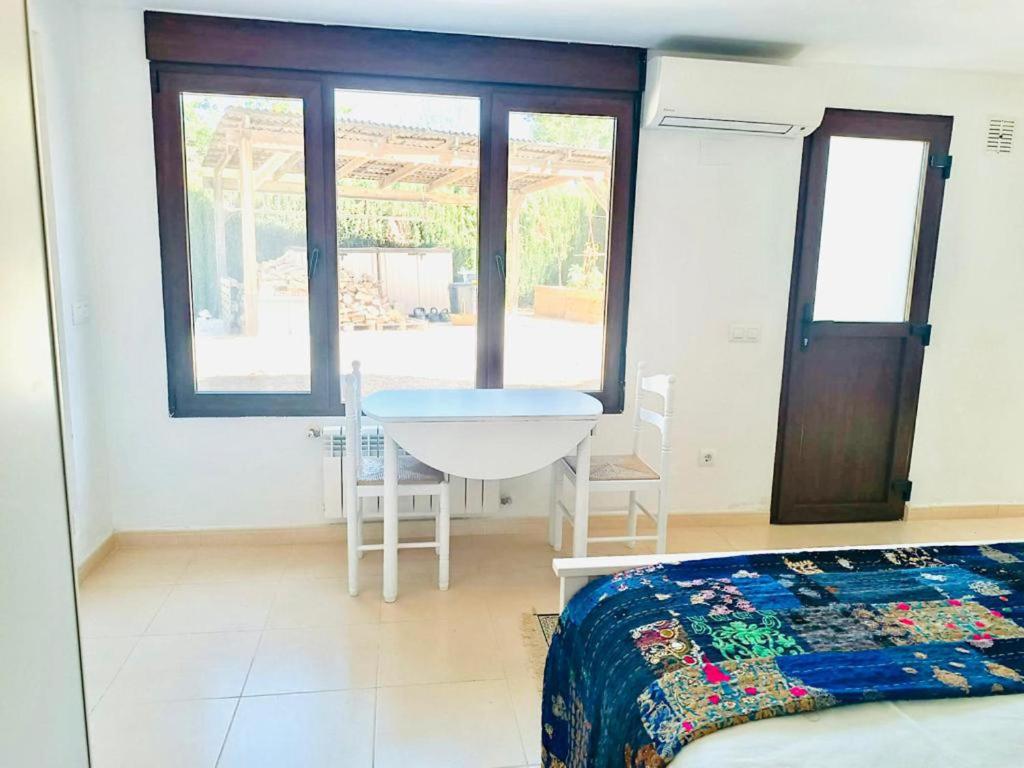 Posteľ alebo postele v izbe v ubytovaní 1-Bed Apartment close to Moraira town centre