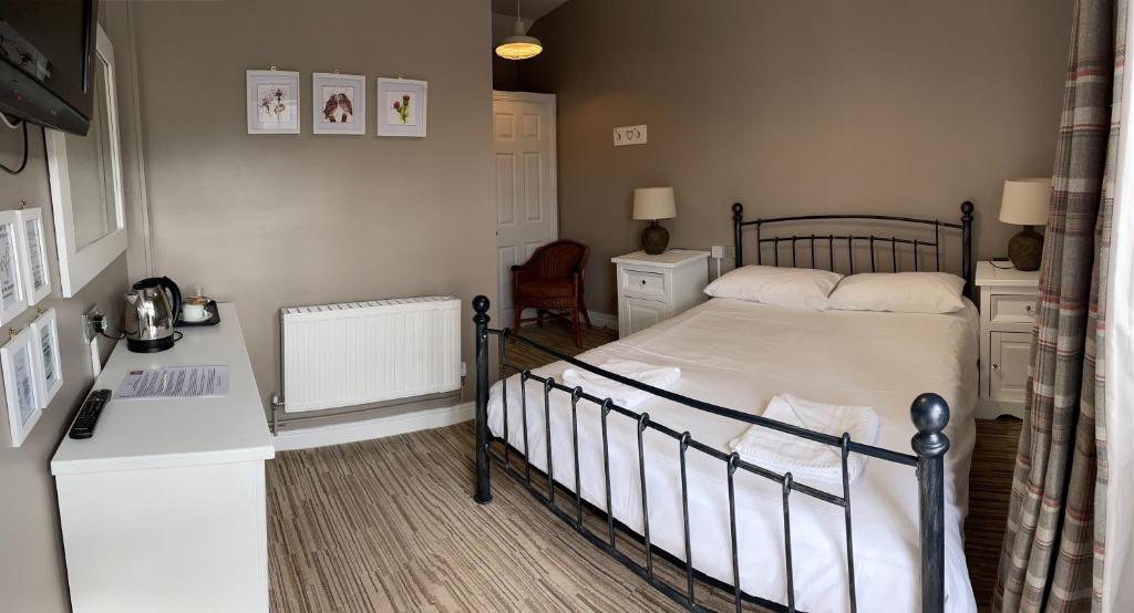 Inn On The Wye - Chalet King Room