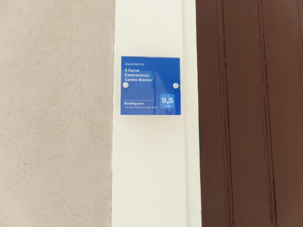 Certifikát, ocenenie alebo iný dokument vystavený v ubytovaní Il Cervo Apartment, Historic City Centre