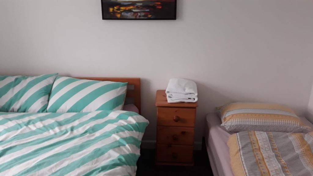 Postel nebo postele na pokoji v ubytování Blue Room Hostel Newquay
