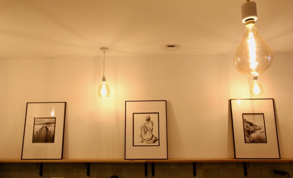 Zdjęcie z galerii obiektu Chic and nenwly renovated apartment - central location w Marsylii