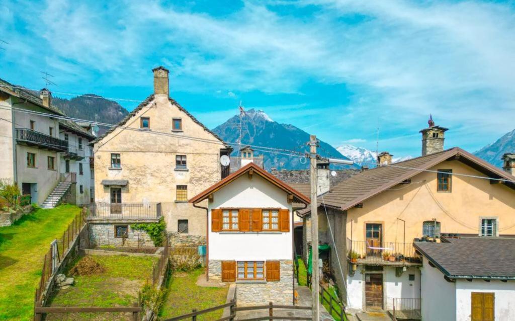 Fotografie z fotogalerie ubytování Joy House v destinaci Baceno