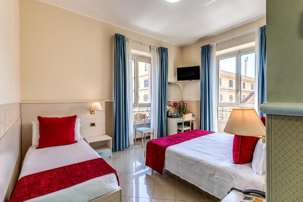 Hotel Ottaviano Augusto - Resim 7