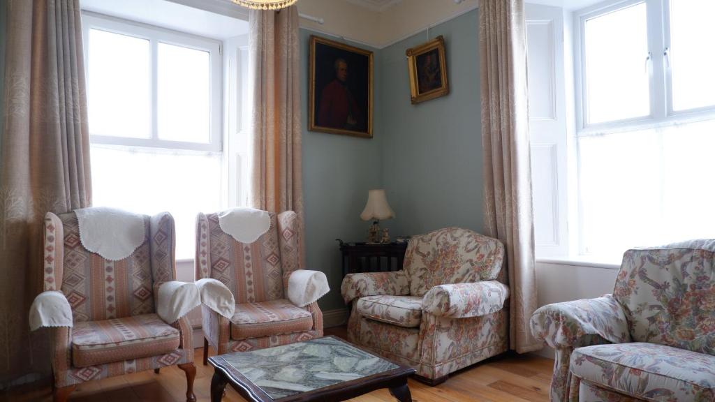 Istumisnurk majutusasutuses Kilmurvey House