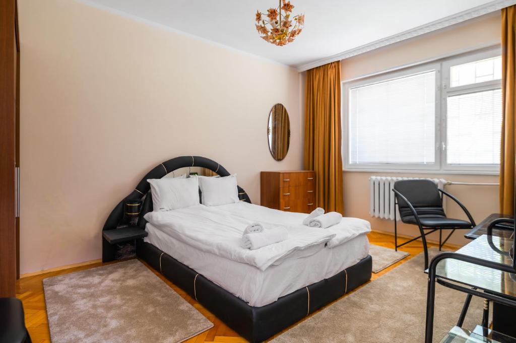 Centrally located 2BD Flat