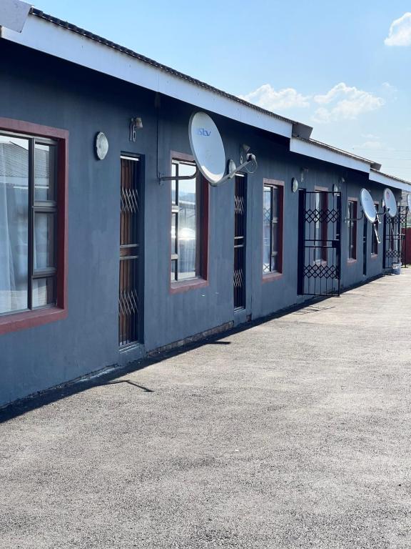 Aaron’s apartments, Ladysmith (updated prices 2024)