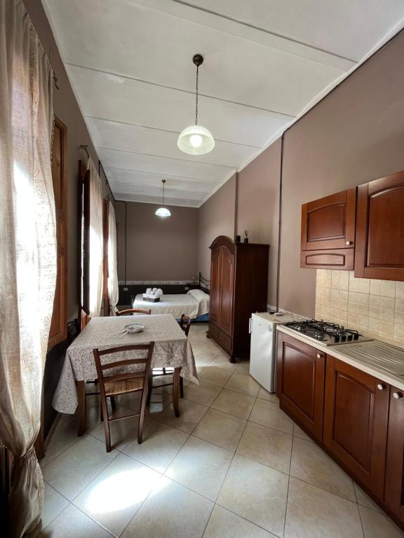 Kuchyň nebo kuchyňský kout v ubytování B&B Su Maimoni