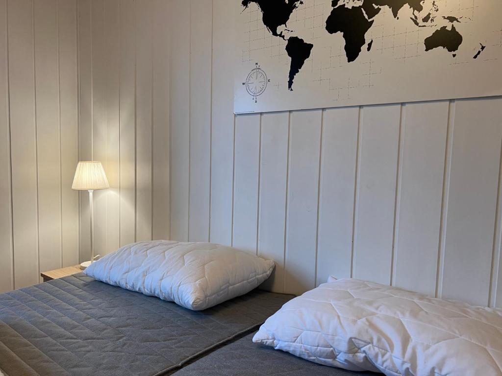 Postel nebo postele na pokoji v ubytování Trollstigen Resort