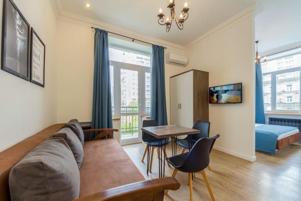 DayFlat Apartments Khreschatyk - 